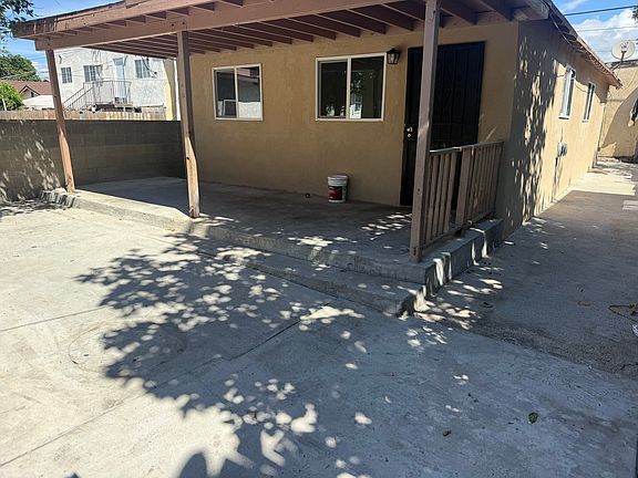 2nd image of 1343 E 59th Pl