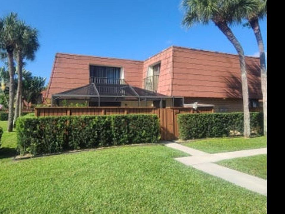1st image of 322 Buttonwood Ln