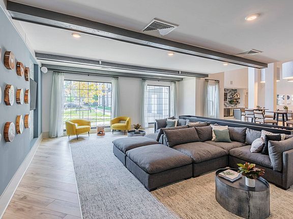 340-w-25th-int-5337-(ZF-3422-01855-1-015)