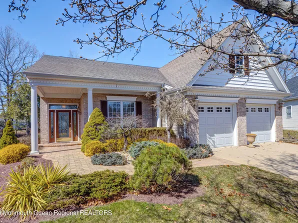 2 Sawgrass Street, Jackson, NJ 08527