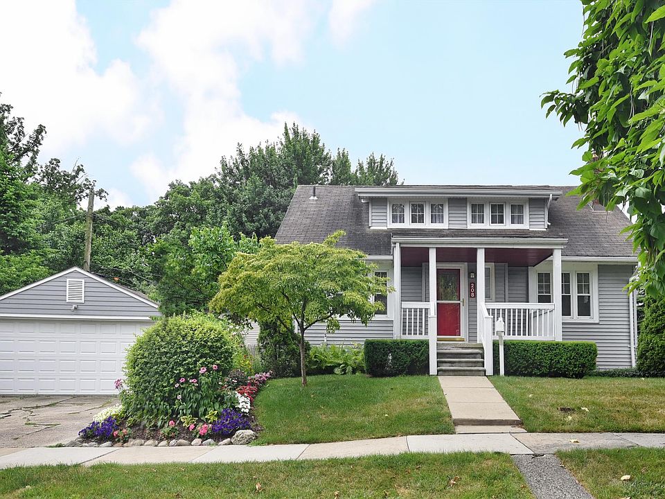 1st image of 208 California Ave