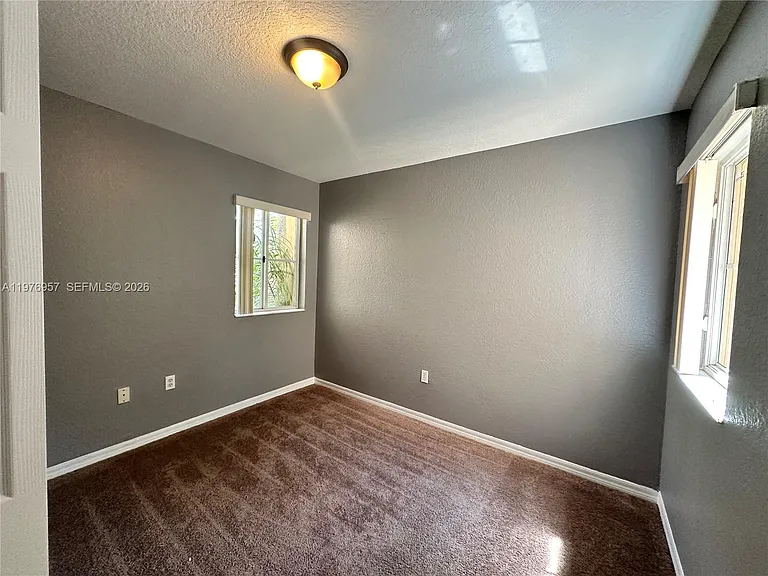 687 SW 10th St — Photo 17