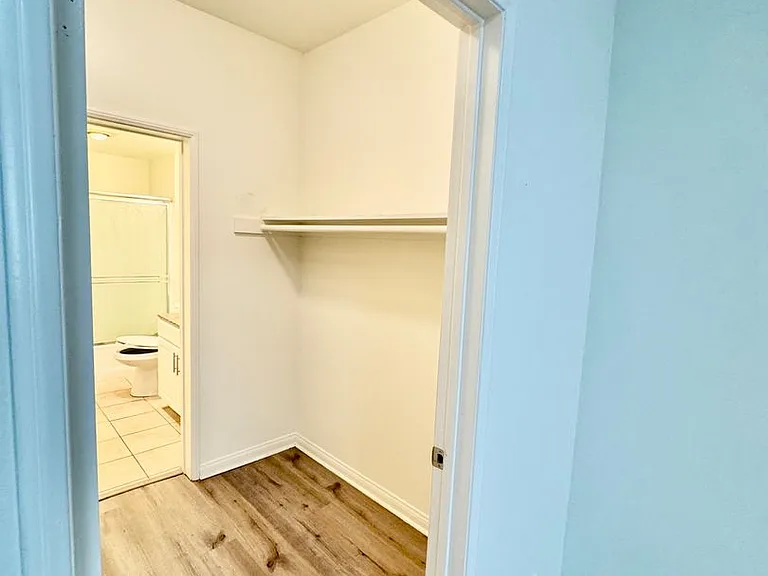 10883 Rose Ave #101 — Photo 9