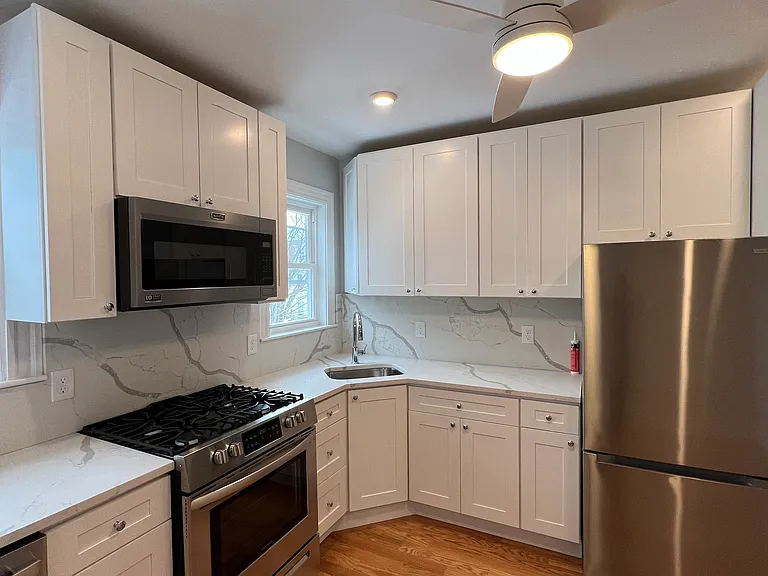 11 Burnham St #2 — Photo 7