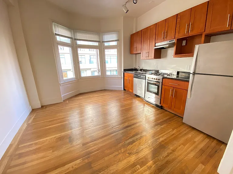 851 OFarrell Street — Photo 21