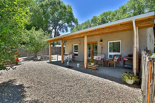 203 Ranchitos Rd — Photo 23
