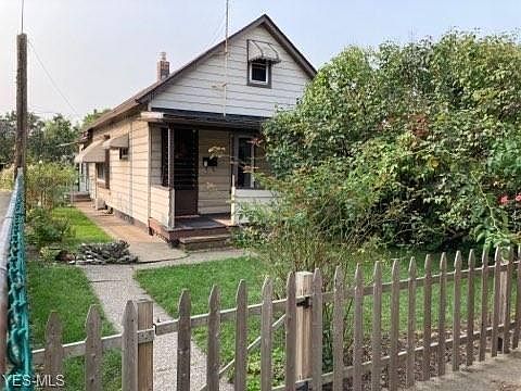 1st image of 1207 Starkweather Ave
