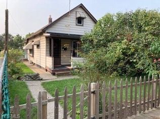 1207 Starkweather Ave, Cleveland, OH 44113