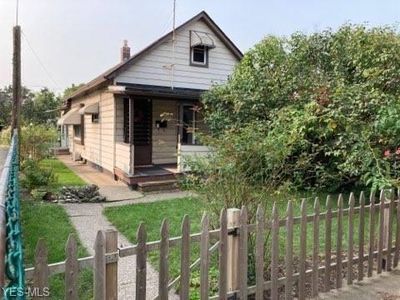 1207 Starkweather Ave, Cleveland, OH, 44113
