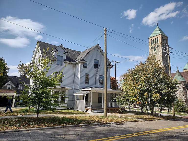 419 N State St #7 — Photo 14