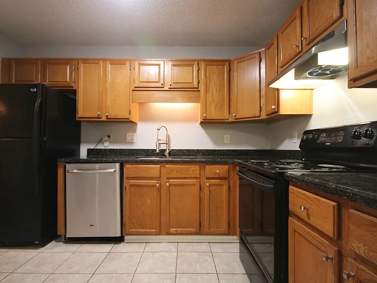 680 Coventry Township Ln — Photo 4