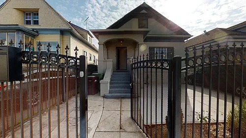 2202 Coolidge Ave Photo 1