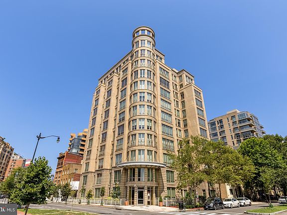 2nd image of 301 Massachusetts Ave NW APT 1103