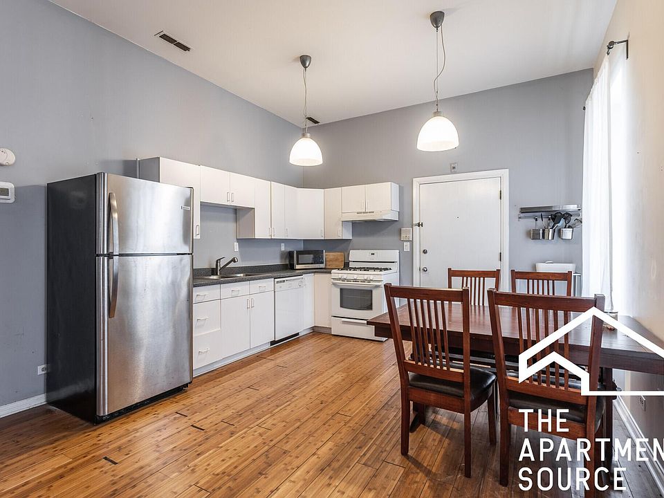 1st image of 648 N Damen Ave #2R