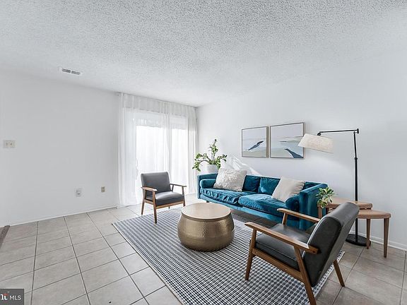 4th image of 12154 Captiva Ct