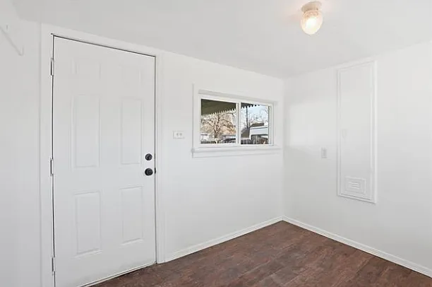 4 bed, 1637 sqft, $2,300 — Photo 2