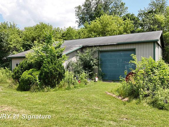 2nd image of 3349 W Lake Rd