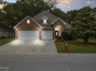 2509 Rue Beaux Chenes, Ocean Springs, MS 39564