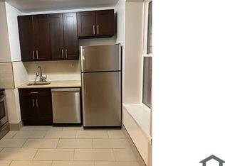 1554 Selwyn Ave #2B, Bronx, NY 10457