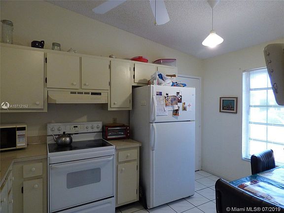 4th image of 5419 Viburnum St