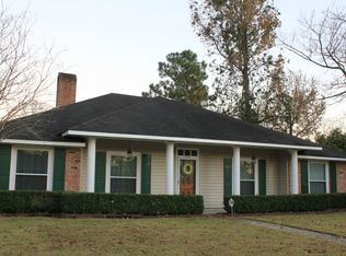 5143 Sandy Ridge Dr, Baton Rouge, LA 70817