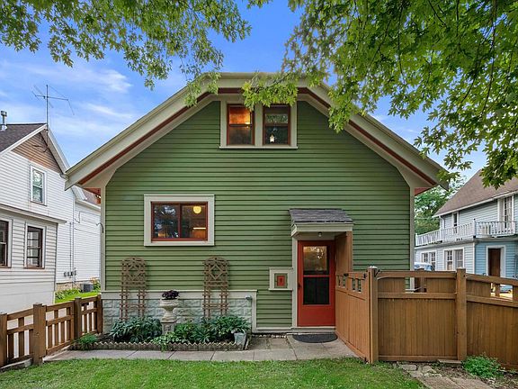 3rd image of W57N512 Hilbert AVENUE
