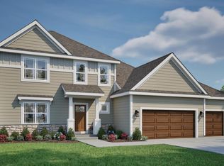 10035 N Migratory Ln, Mequon, WI 53097