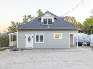 951 N Easley Canyon Rd, Glendora, CA 91741