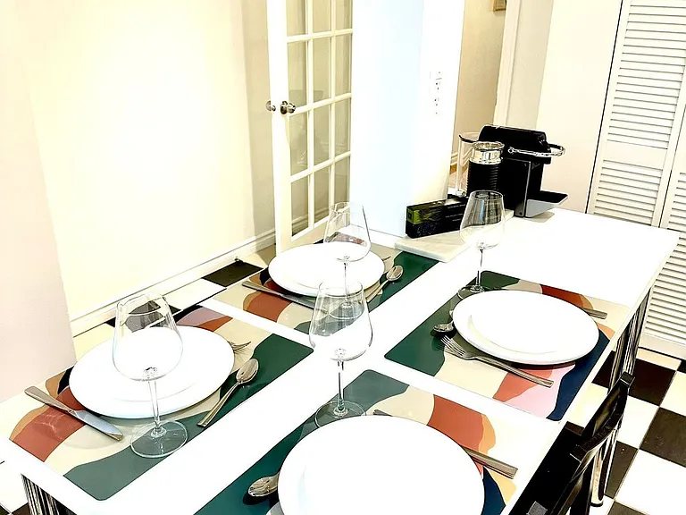 34 Lavergne St #1 — Photo 8