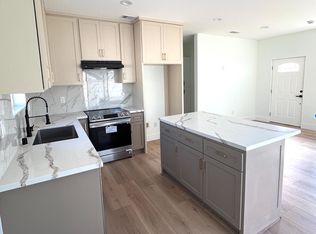 8256 Vantage Ave, North Hollywood, CA 91605