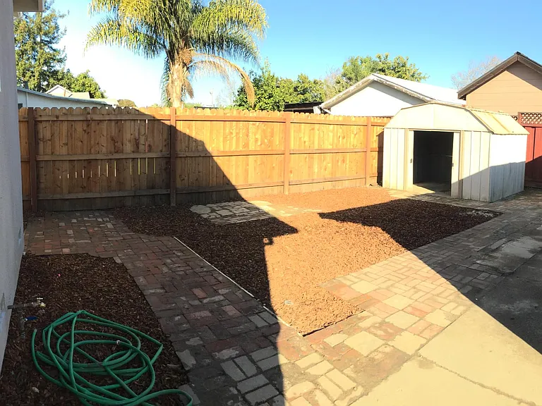 374 Raymond Ave — Photo 17