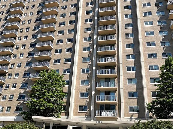 3rd image of 1225 Martha Custis Dr APT 1204