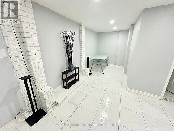 5th image of 32 Histon Cres