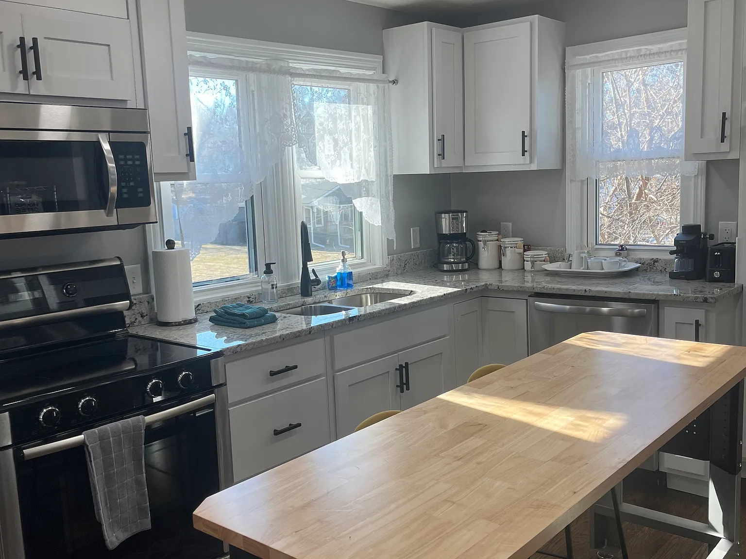 3 bed, 1439 sqft, $1,850 — Photo 3