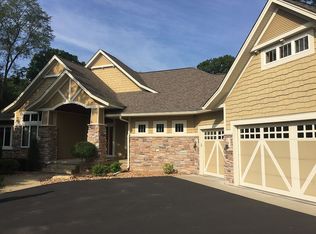 10005 Holloway Farms Rd, Loretto, MN 55357