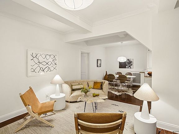 2nd image of 2166 Broadway APT 4E