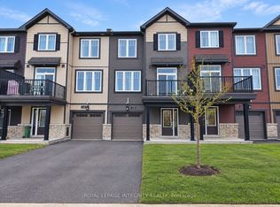 116 Teelin Cir, Ottawa, ON K2J 6V1