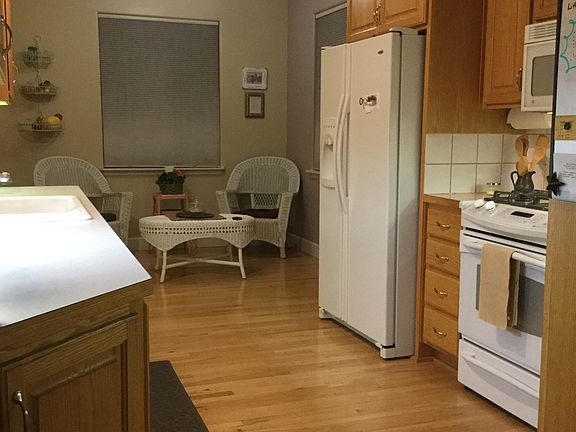 Walk through kitchen 