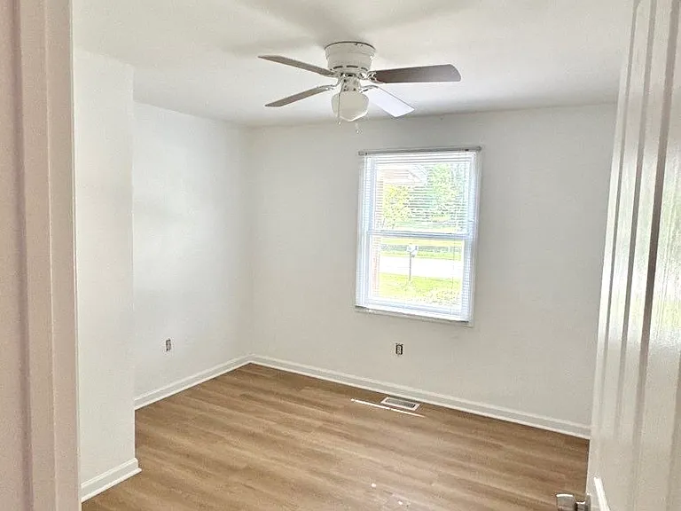 3706 Buchanan Rd — Photo 13