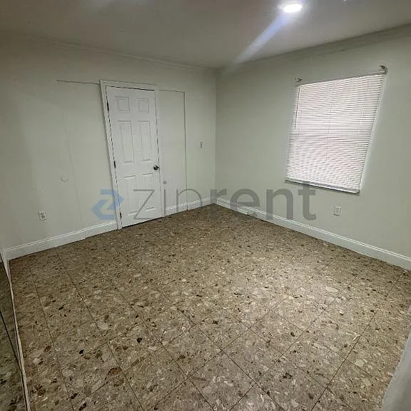 6534 Precourt Dr — Photo 4