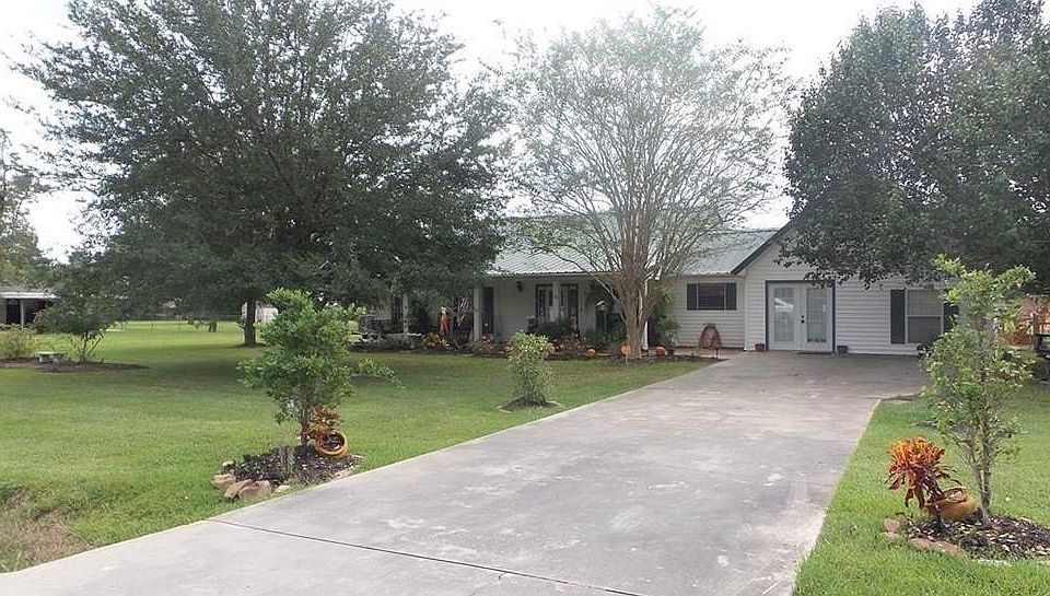 1st image of 713 Jonquil Ln
