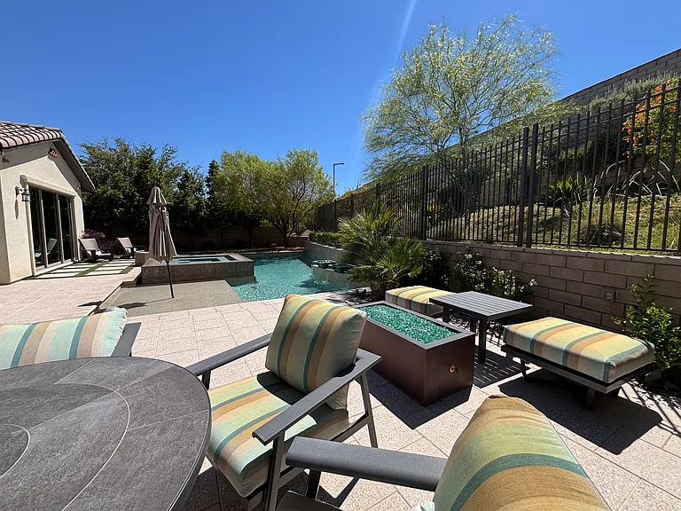 81 Navarra Canyon Ct — Photo 57