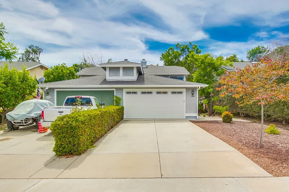 2 bed, 2.5 bath, 1362 sqft, $3,650 — Photo 1