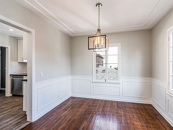 5th image of 825 1/2 N Edinburgh Ave