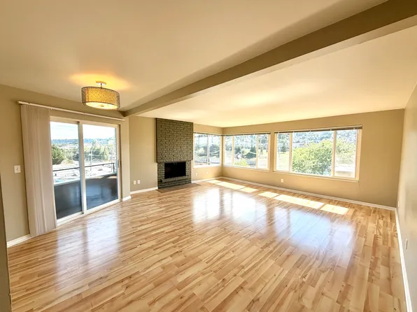 2663 Thorndyke Ave W APT 402, Seattle, WA 98199