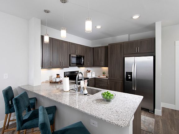 4th image of 14914 Vintage Preserve Pkwy #2111