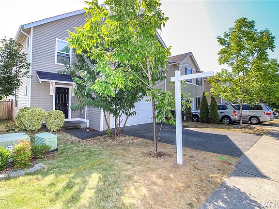 4th image of 9906 198th Avenue Ct E
