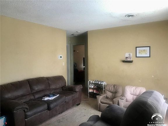 2nd image of 2601 N 61st Ter