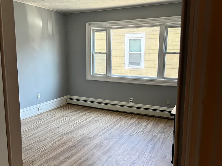 128 Purchase St #2 — Photo 7