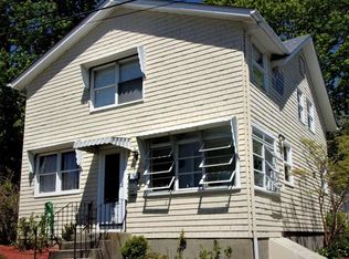 76 Bay Rd, Barrington, RI 02806